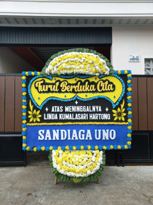 Papan Bunga Duka di Pangkalan Jati
